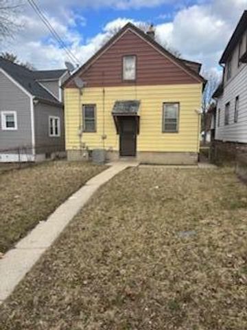 5025 N 27th STREET, Milwaukee, WI 53209
