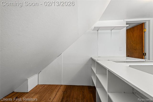 4196 Clippert Street, Dearborn Heights, MI 48125