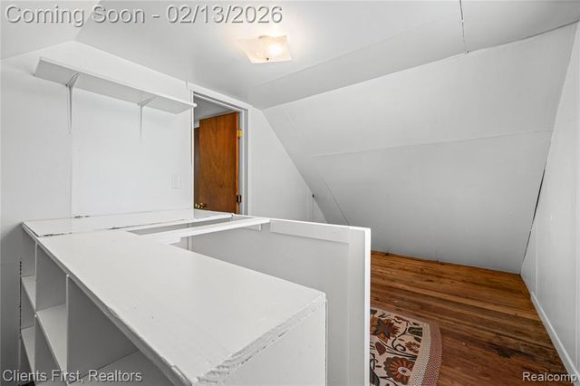 4196 Clippert Street, Dearborn Heights, MI 48125