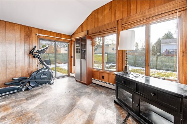 25 Mathew Road, Tiverton, RI 02878