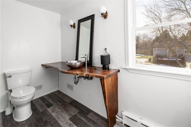 25 Mathew Road, Tiverton, RI 02878