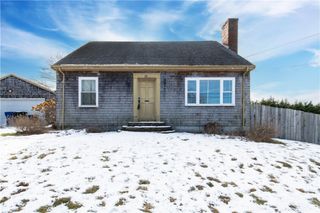 25 Mathew Road, Tiverton, RI 02878