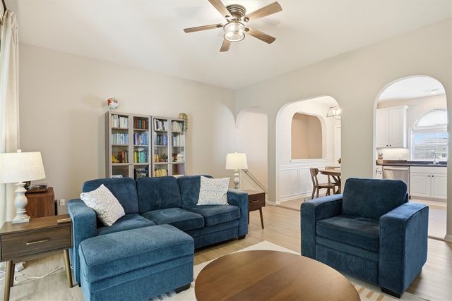2946 Hunley Drive, Ann Arbor, MI 48105