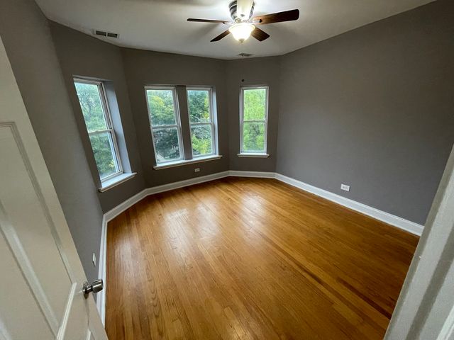 6442 N Hamilton Avenue 3, Chicago, IL 60645