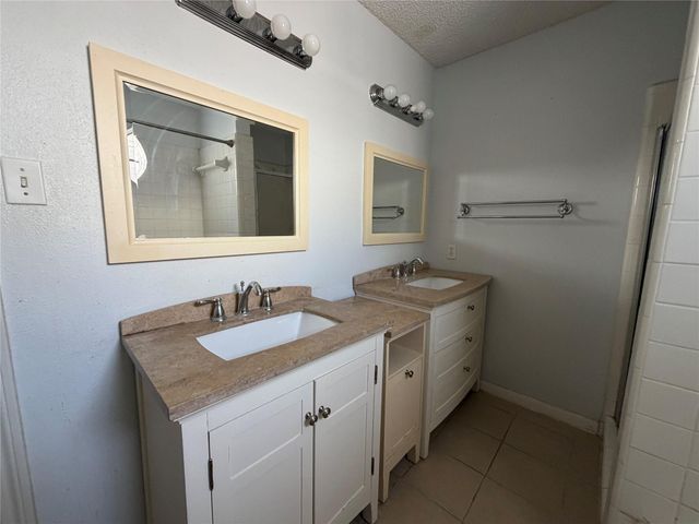 800 Country Place Drive 205, Houston, TX 77079