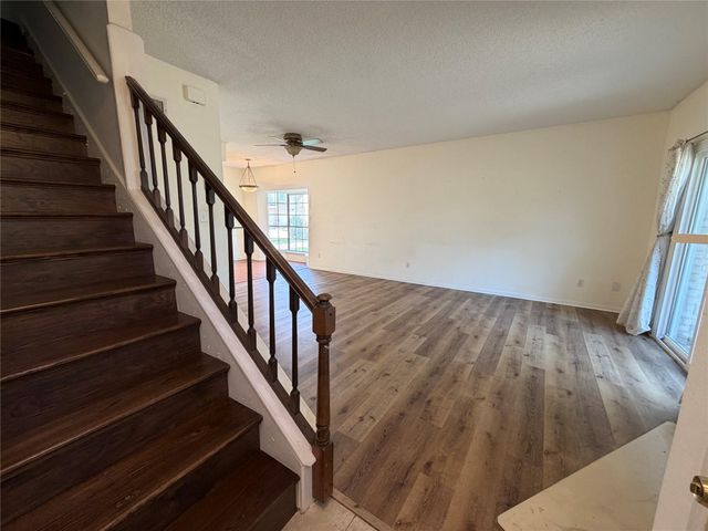 800 Country Place Drive 205, Houston, TX 77079