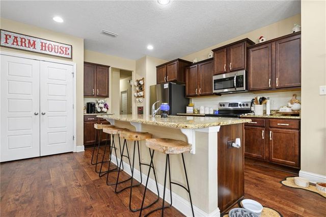 13046 Tara Point Drive, Mobile, AL 36695