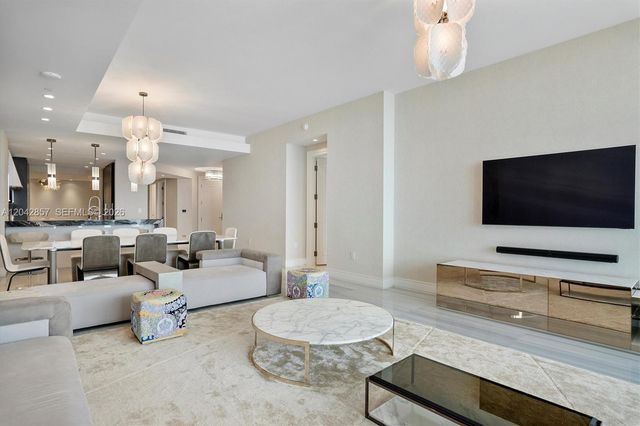 17901 Collins Avenue 902, Sunny Isles Beach, FL 33160