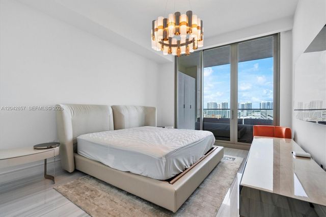 17901 Collins Avenue 902, Sunny Isles Beach, FL 33160