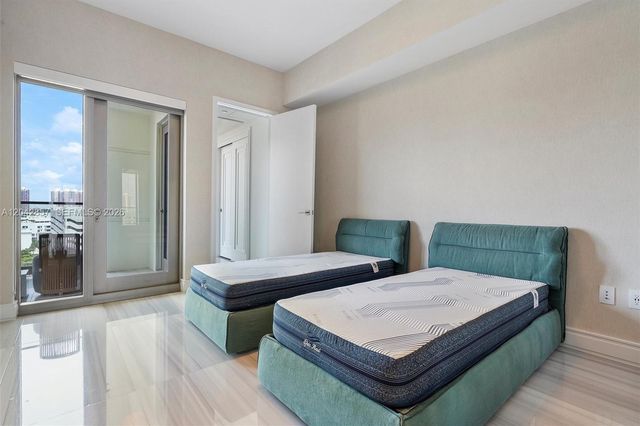 17901 Collins Avenue 902, Sunny Isles Beach, FL 33160