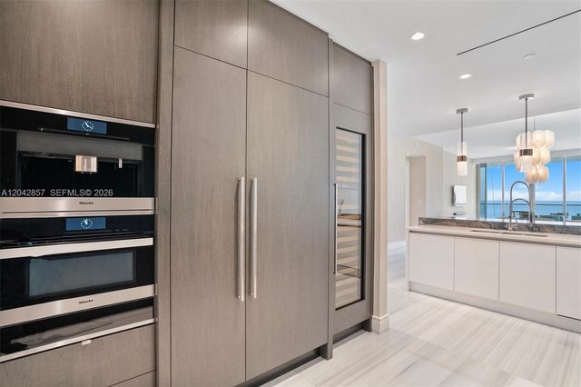 17901 Collins Avenue 902, Sunny Isles Beach, FL 33160