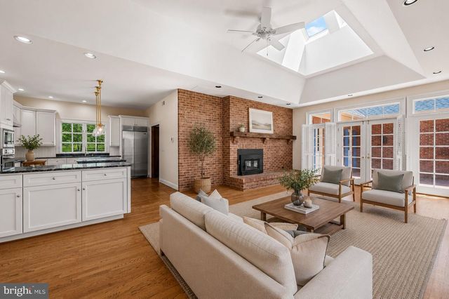1211 BELFAST RD, Sparks Glencoe, MD 21152