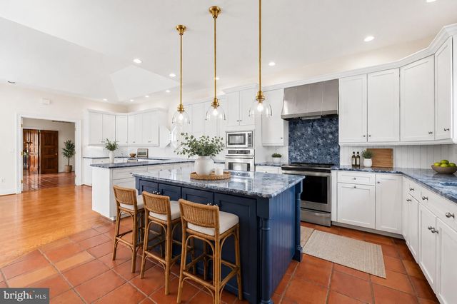1211 BELFAST RD, Sparks Glencoe, MD 21152