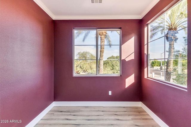 2992 N MILLER Road 214A, Scottsdale, AZ 85251