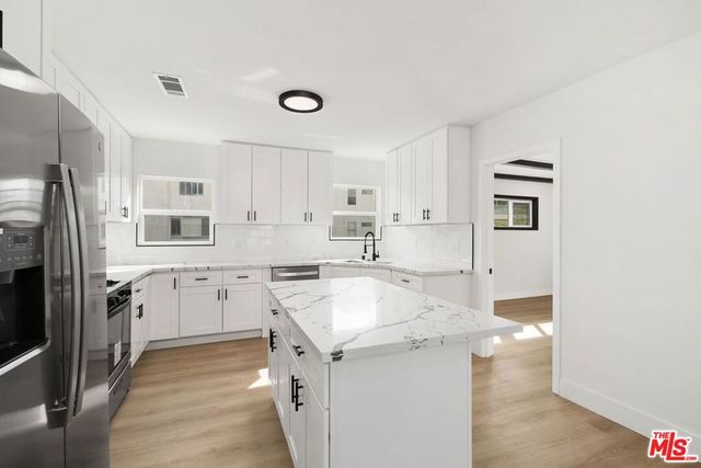 1647 Selby Avenue, Los Angeles, CA 90024