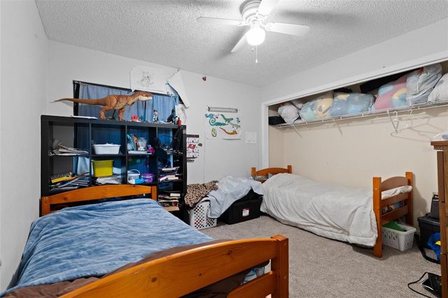 15648 BEAR CREEK DRIVE, Tampa, FL 33624