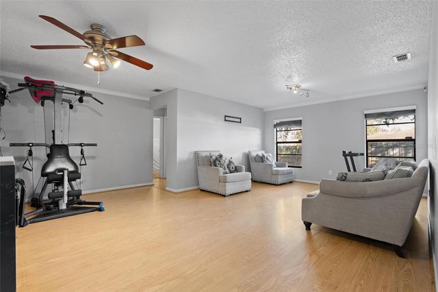 15648 BEAR CREEK DRIVE, Tampa, FL 33624