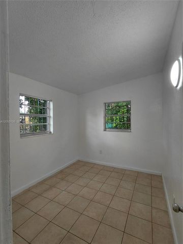 7051 NW 21st Avenue, Miami, FL 33147