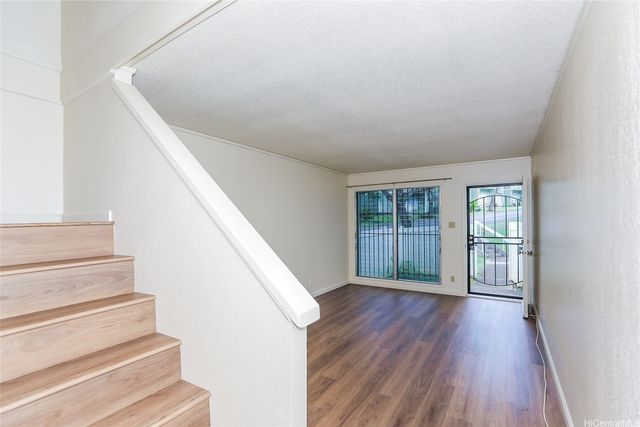 98-733 Kaonohi Street 36, Aiea, HI 96701