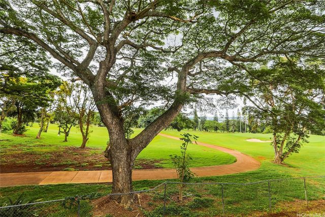 98-733 Kaonohi Street 36, Aiea, HI 96701