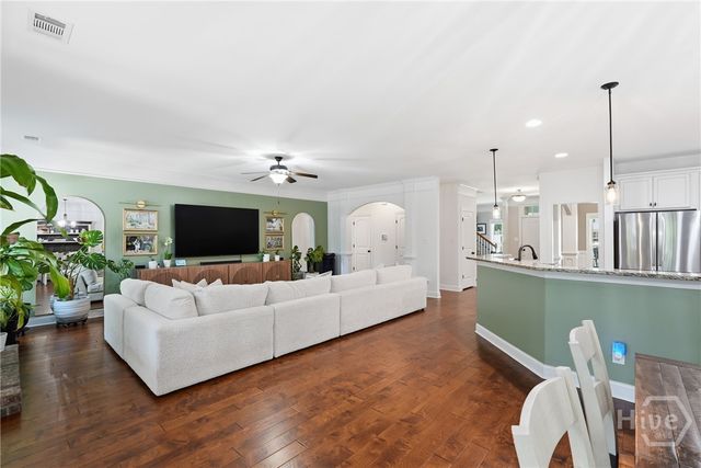 123 Timberland Circle, Richmond Hill, GA 31324