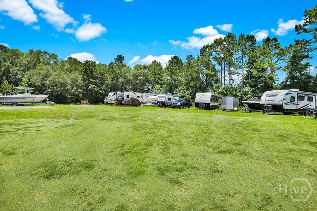 123 Timberland Circle, Richmond Hill, GA 31324