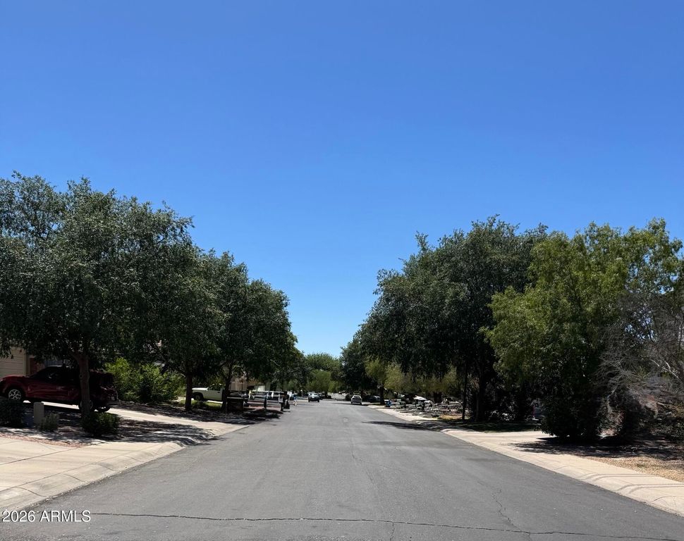 2584 E DEL RIO Court, Gilbert, AZ 85295 — photo 4