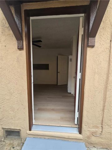 1777 Cerritos Avenue 10, Long Beach, CA 90813