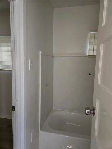 1777 Cerritos Avenue 10, Long Beach, CA 90813