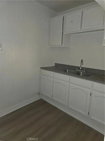 1777 Cerritos Avenue 10, Long Beach, CA 90813