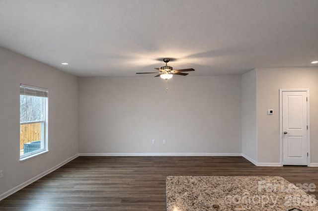 2020 Transatlantic Avenue, Charlotte, NC 28215