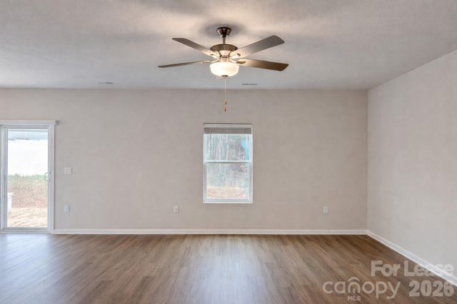 2020 Transatlantic Avenue, Charlotte, NC 28215