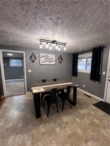 6204 Alter Road, Dayton, OH 45424