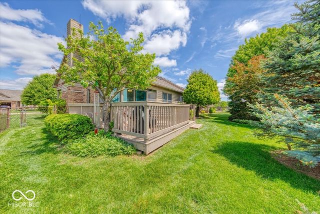 683 Cottage Lane, Greenwood, IN 46143
