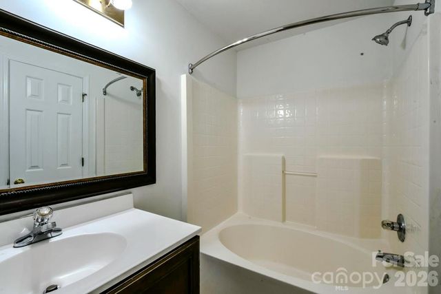 3510 Tracy Glenn Court, Charlotte, NC 28269