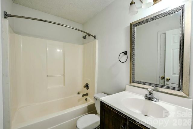 3510 Tracy Glenn Court, Charlotte, NC 28269