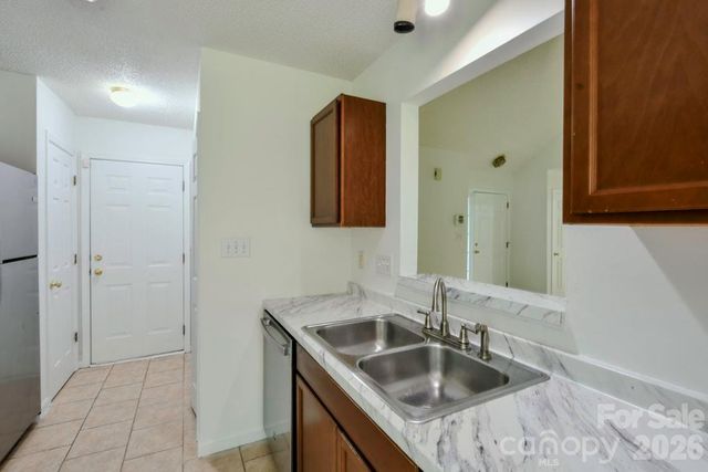 3510 Tracy Glenn Court, Charlotte, NC 28269