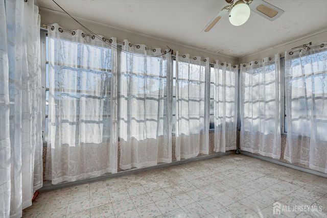 85 Grand Street, Iselin, NJ 08830
