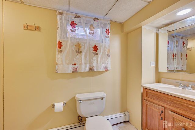85 Grand Street, Iselin, NJ 08830