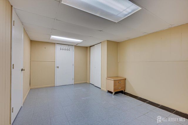 85 Grand Street, Iselin, NJ 08830