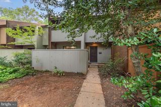 1764 WAINWRIGHT DR, Reston, VA 20190