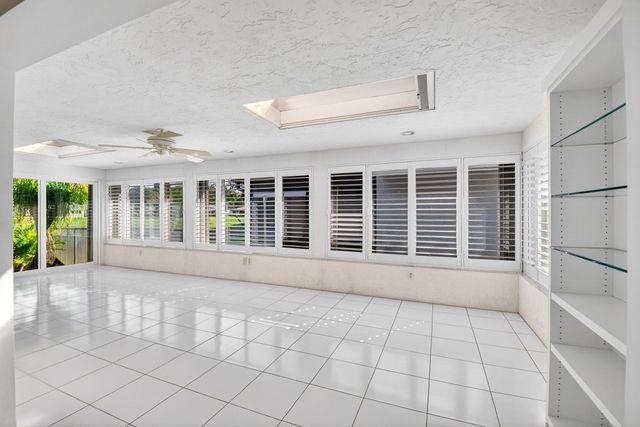 35 Glens Drive E, Boynton Beach, FL 33436