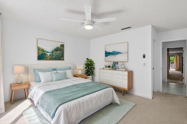 35 Glens Drive E, Boynton Beach, FL 33436