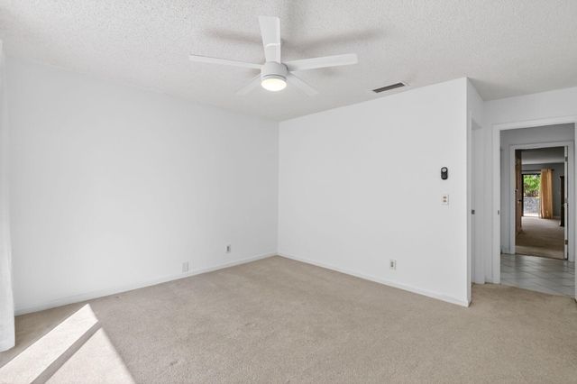 35 Glens Drive E, Boynton Beach, FL 33436