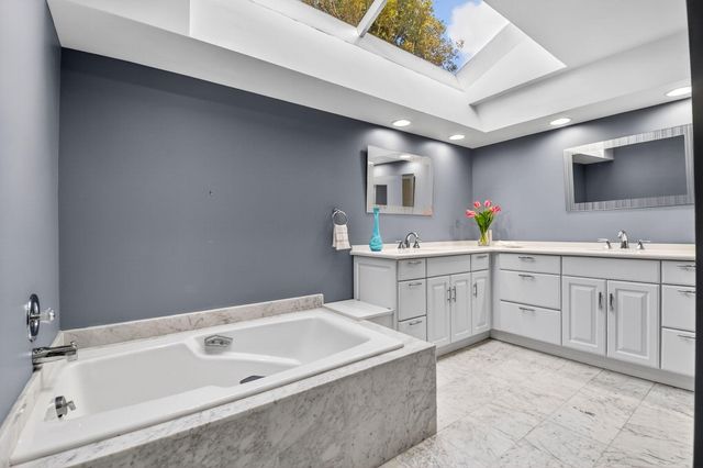 35 Glens Drive E, Boynton Beach, FL 33436