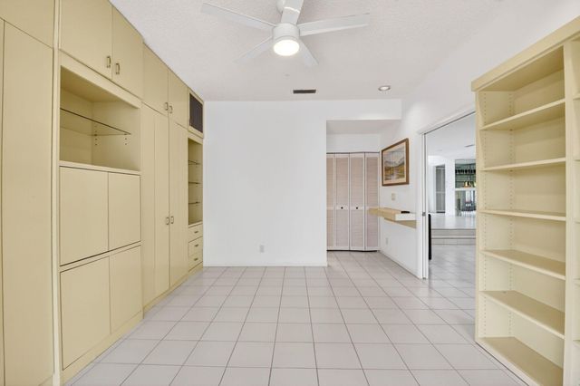 35 Glens Drive E, Boynton Beach, FL 33436