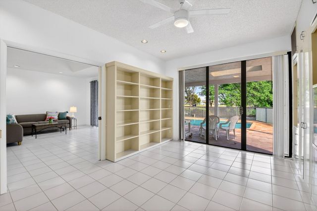 35 Glens Drive E, Boynton Beach, FL 33436