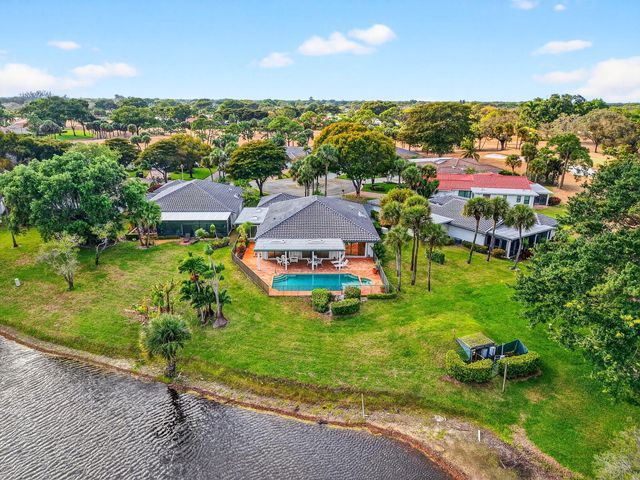 35 Glens Drive E, Boynton Beach, FL 33436