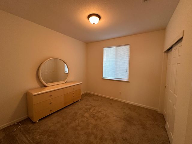 1649 Maidencane Way, Los Banos, CA 93635