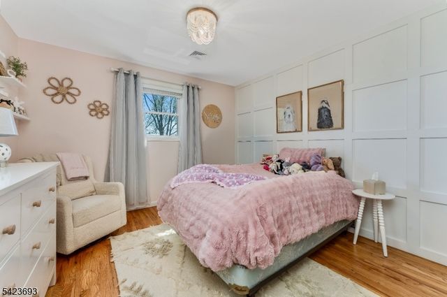 64 Ellis Rd, Holland Twp., NJ 08848